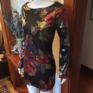 By Express , Very unique floral full sequin dress. Size S.Long sleeve.Above knee